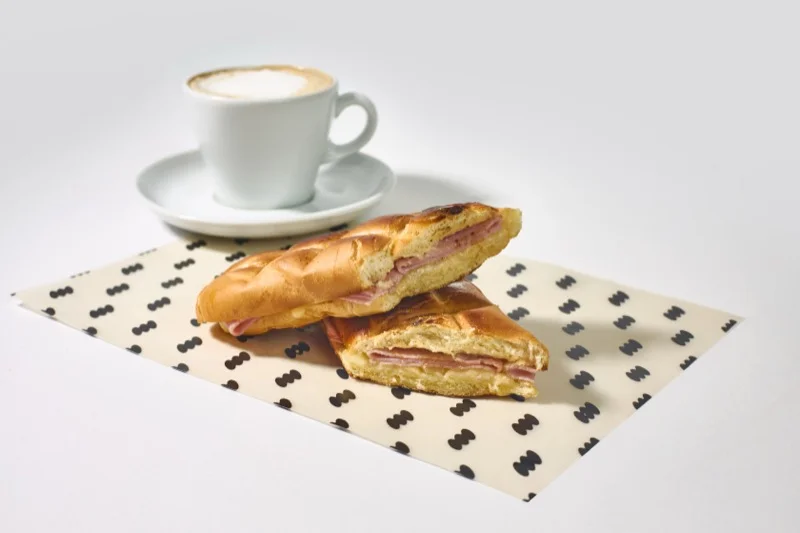 Infusión con panini